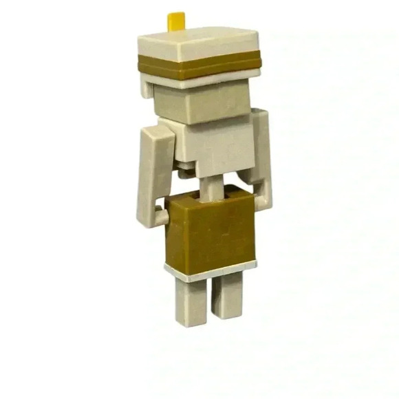 Minecraft Dungeons Skeleton Vanguard 3.5” Action Figure - Picture 2 of 4